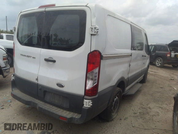 2017 Ford Transit z VIN 1FTYE1YM6HKA76808, wystawiony jako IAAI lot #42223012 z przebiegiem 251 855 mil mil oraz . Historia ofert i sprzedaży dostępna na DreamBid. Obrazek 4.