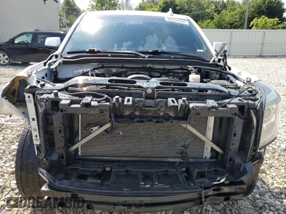 2016 GMC Yukon Denali with VIN 1GKS1CKJ3GR403865, listed as a Copart auction lot 68534264 with 129,655 mi miles and Salvage Title. Bid and sale history available at carsss.com. Image 5.