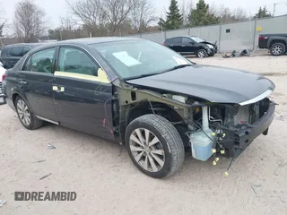 2011 Toyota Avalon with VIN 4T1BK3DB8BU392152, listed as a IAAI auction lot 41991123 with 147,297 mi miles and . Bid and sale history available at carsss.com. Image 1.