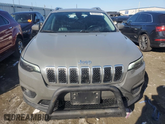 2020 Jeep Cherokee Altitude with VIN 1C4PJMLB5LD579435, listed as a Copart auction lot 82205934 with 53,648 mi miles and Salvage Title. Bid and sale history available at carsss.com. Image 5.