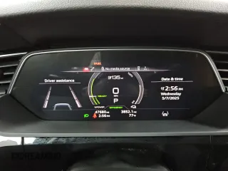 2022 Audi e-tron Premium with VIN WA1AAAGE4NB022730, listed as a Copart auction lot 56118575 with 47,680 mi miles and Clean title. Bid and sale history available at DreamBid. Image 9.