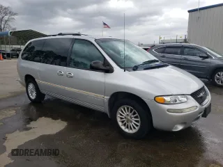 1999 Chrysler Town & Country LXi with VIN 1C4GP54L0XB884595, listed as a Copart auction lot 49307455 with 174,035 mi miles and Salvage Title. Bid and sale history available at carsss.com. Image 4.