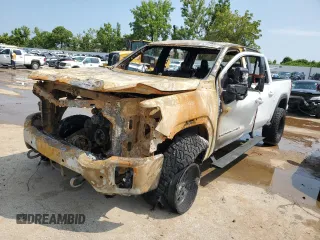 2020 GMC Sierra 3500HD Denali z VIN 1GT49WEY5LF116658, wystawiony jako Copart lot #62864934 z przebiegiem Nie podano mil oraz Szkody całkowita. Historia ofert i sprzedaży dostępna na DreamBid. Obrazek 1.