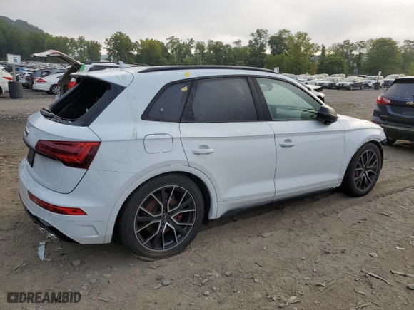 2021 Audi SQ5 Premium Plus with VIN WA1B4AFY5M2031944, listed as a Copart auction lot 67863494 with 27,937 mi miles and Non Repairable. Bid and sale history available at carsss.com. Image 3.