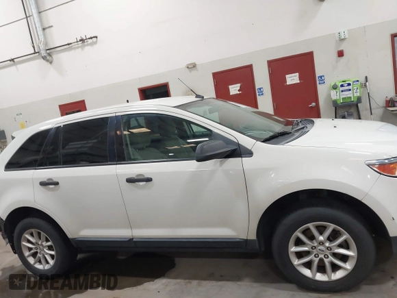 2013 Ford Edge SE z VIN 2FMDK3GC2DBC66486, wystawiony jako IAAI lot #42630850 z przebiegiem 133 750 mil mil oraz . Historia ofert i sprzedaży dostępna na DreamBid. Obrazek 14.