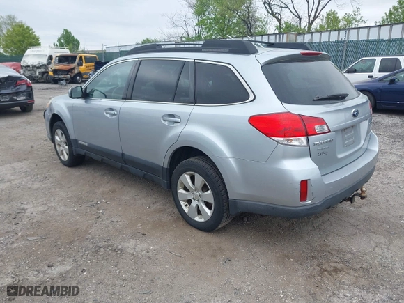 2012 Subaru Outback 2.5i Prem with VIN 4S4BRBCC7C3259731, listed as a IAAI auction lot 42092086 with 193,544 mi miles. Bid and sale history available at carsss.com. Image 3.