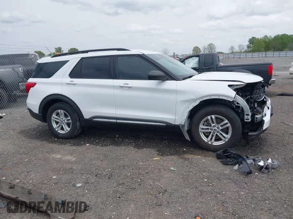 2020 Ford Explorer XLT with VIN 1FMSK7DH4LGC22642, listed as a IAAI auction lot 41932776 with 45,099 mi miles and . Bid and sale history available at carsss.com. Image 13.