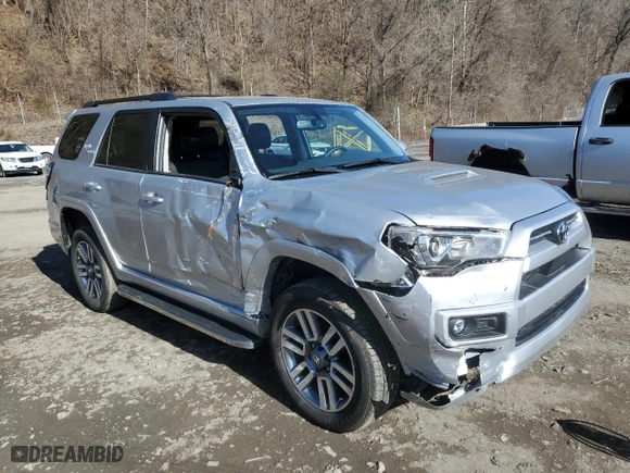 2023 Toyota 4Runner TRD Sport with VIN JTESU5JR7P6148382, listed as a Copart auction lot 52641835 with 10,382 mi miles and Salvage Title. Bid and sale history available at carsss.com. Image 4.