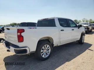 2022 Chevrolet Silverado 1500 Custom with VIN 1GCPDBEK4NZ522349, listed as a Copart auction lot 49416685 with 15,747 mi miles and Salvage Title. Bid and sale history available at carsss.com. Image 3.