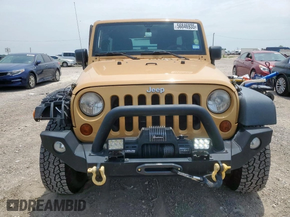 2013 Jeep Wrangler Unlimited Sport z VIN 1C4BJWDG7DL650142, wystawiony jako Copart lot #56846935 z przebiegiem 69 371 mil mil oraz Szkoda całkowita • Salvage title. Historia ofert i sprzedaży dostępna na DreamBid. Obrazek 5.