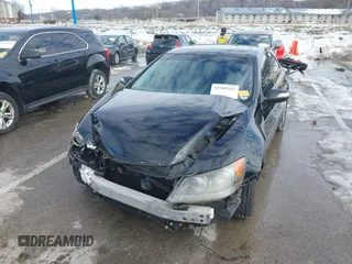 2008 Acura RL Tech Pkg with VIN JH4KB16608C001517, listed as a IAAI auction lot 41305313 with 220,509 mi miles. Bid and sale history available at carsss.com. Image 6.