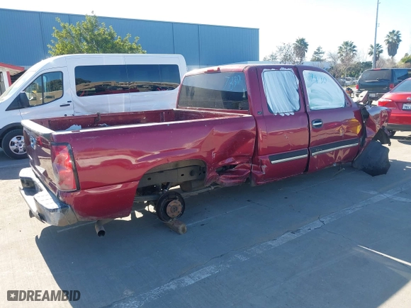 2006 Chevrolet Silverado 1500 LT1 with VIN 2GCEC19T061307830, listed as a IAAI auction lot 41686565 with 1 mi miles. Bid and sale history available at carsss.com. Image 4.