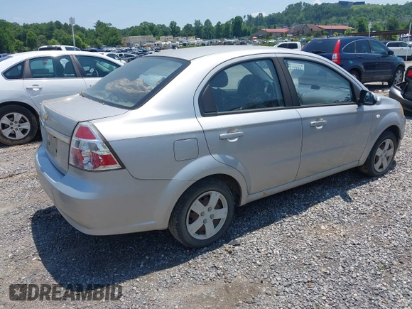 2008 Chevrolet Aveo LS with VIN KL1TD56648B259186, listed as a IAAI auction lot 42471424 with 119,844 mi miles and . Bid and sale history available at DreamBid. Image 4.