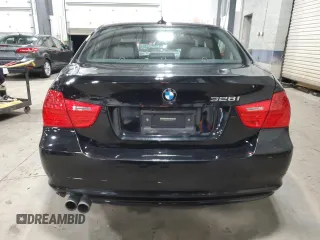 2011 BMW 3 Series 328i xDrive with VIN WBAPK7G52BNN77554, listed as a Copart auction lot 87103324 with 194,347 mi miles and Salvage Title. Bid and sale history available at carsss.com. Image 6.