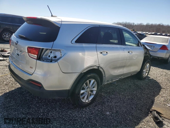 2018 Kia Sorento L with VIN 5XYPG4A39JG413878, listed as a Copart auction lot 47412775 with 127,608 mi miles and Salvage Title. Bid and sale history available at carsss.com. Image 3.