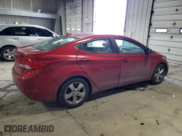 2013 Hyundai Elantra GLS z VIN KMHDH4AE0DU864391, wystawiony jako Copart lot #46890505 z przebiegiem 87 186 mil mil oraz Czysty tytuł • Clean title. Historia ofert i sprzedaży dostępna na DreamBid. Obrazek 3.