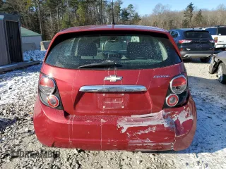 2012 Chevrolet Sonic LS z VIN 1G1JA6SH3C4128973, wystawiony jako Copart lot #87795975 z przebiegiem 100 178 mil mil oraz Czysty tytuł • Clean title. Historia ofert i sprzedaży dostępna na DreamBid. Obrazek 6.