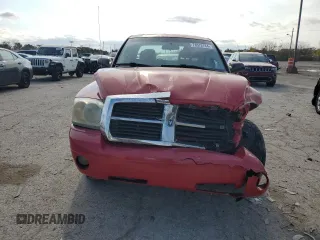 2005 Dodge Dakota SLT z VIN 1D7HW48K05S310312, wystawiony jako Copart lot #88061125 z przebiegiem 208 806 mil mil oraz Nie do naprawy • Non repairable. Historia ofert i sprzedaży dostępna na DreamBid. Obrazek 5.