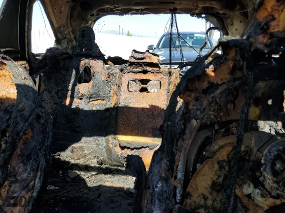 2024 Toyota RAV4 XSE z VIN JTMFB3FV2RD213319, wystawiony jako Copart lot #57088405 z przebiegiem Nie podano mil oraz Szkoda całkowita • Salvage title. Historia ofert i sprzedaży dostępna na DreamBid. Obrazek 10.