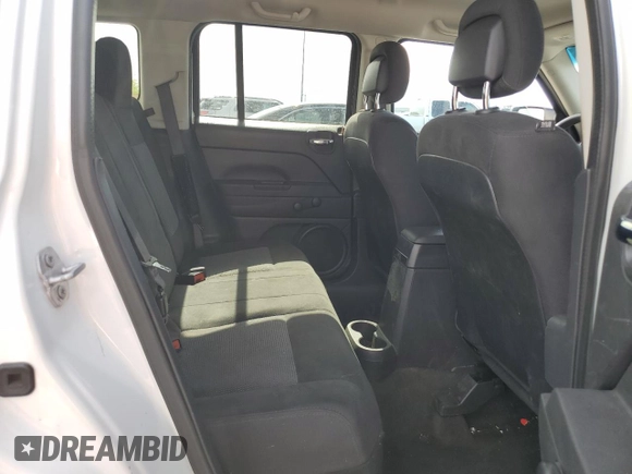 2016 Jeep Patriot Sport z VIN 1C4NJPBB7GD656743, wystawiony jako Copart lot #53142875 z przebiegiem 105 954 mil mil oraz Szkoda całkowita • Salvage title. Historia ofert i sprzedaży dostępna na DreamBid. Obrazek 11.