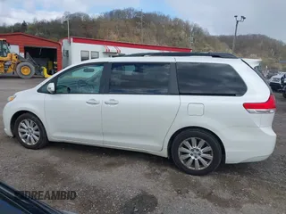 2013 Toyota Sienna XLE with VIN 5TDDK3DCXDS050814, listed as a IAAI auction lot 41985089 with 134,400 mi miles and . Bid and sale history available at DreamBid. Image 14.