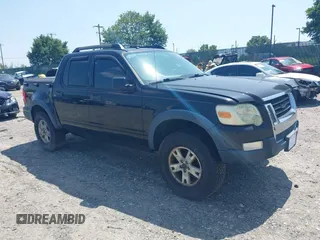 2007 Ford Explorer Sport Trac XLT с VIN 1FMEU51K97UA12704, выставлен на аукционе IAAI как лот 42305357 с пробегом Не указан миль и . История ставок и продаж доступна на DreamBid. Изображение 1.