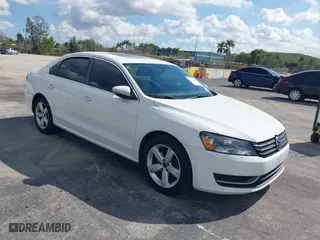 2012 Volkswagen Passat SE with VIN 1VWBH7A38CC097662, listed as a IAAI auction lot 41544163 with 111,010 mi miles. Bid and sale history available at carsss.com. Image 1.