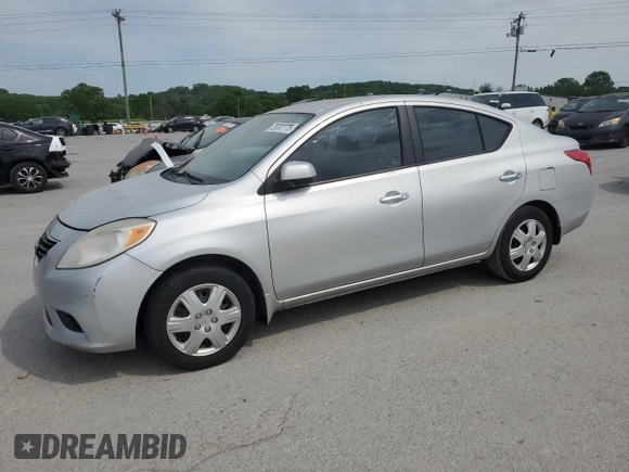 2012 Nissan Versa S with VIN 3N1CN7AP5CL889777, listed as a Copart auction lot 55302775 with 187,044 mi miles and Clean Title. Bid and sale history available at carsss.com. Image 1.
