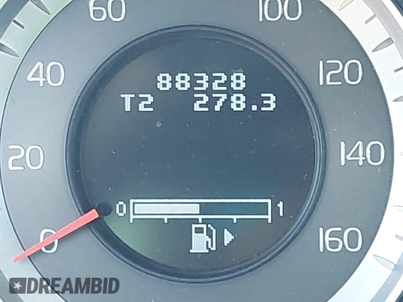 2011 Volvo XC70 3.2L with VIN YV4952BZXB1114680, listed as a IAAI auction lot 41883725 with 88,328 mi miles and . Bid and sale history available at DreamBid. Image 15.