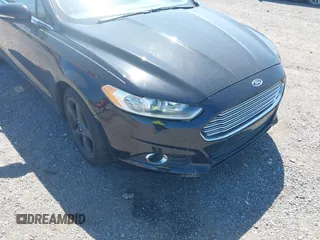 2016 Ford Fusion SE with VIN 3FA6P0HD6GR298714, listed as a IAAI auction lot 42128922 with 181,093 mi miles. Bid and sale history available at carsss.com. Image 6.