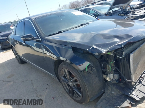 2018 Cadillac CT6 Luxury AWD with VIN 1G6KD5RS2JU153927, listed as a IAAI auction lot 41812028 with 91,364 mi miles. Bid and sale history available at carsss.com. Image 13.