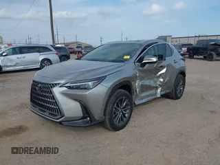 2025 Lexus NX with VIN 2T2GDCAZ1SC021039, listed as a IAAI auction lot 40957519 with 897 mi miles. Bid and sale history available at carsss.com. Image 2.