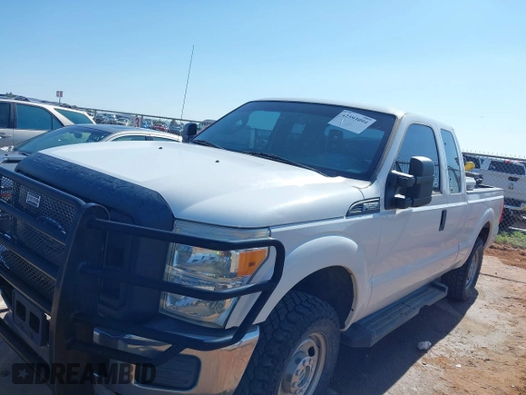 2016 Ford F-250 XLT with VIN 1FT7X2B6XGEB63033, listed as a IAAI auction lot 42593094 with 139,263 mi miles and . Bid and sale history available at DreamBid. Image 13.