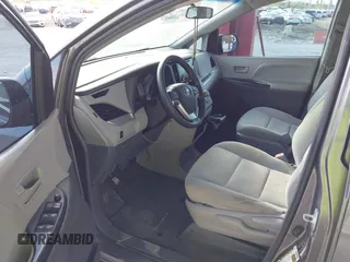 2017 Toyota Sienna L с VIN 5TDZZ3DCXHS778141, выставлен на аукционе IAAI как лот 41139603 с пробегом 158 643 миль миль и . История ставок и продаж доступна на DreamBid. Изображение 5.