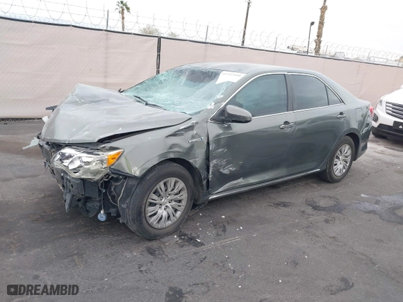 2014 Toyota Camry Hybrid LE with VIN 4T1BD1FK2EU134838, listed as a IAAI auction lot 41912000 with 132,000 mi miles. Bid and sale history available at carsss.com. Image 2.