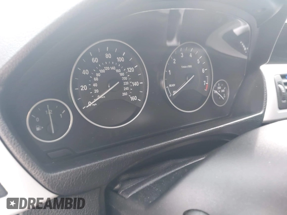 2013 BMW 3 Series 328i xDrive with VIN WBA3B5C55DF596041, listed as a IAAI auction lot 42348070 with Not provided miles and . Bid and sale history available at DreamBid. Image 7.