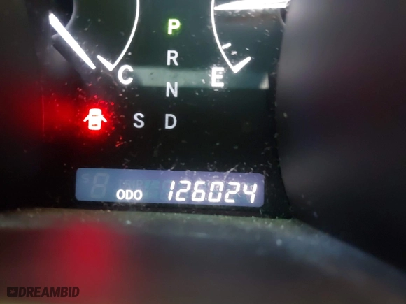 2011 Toyota Highlander with VIN 5TDZK3EH4BS039353, listed as a IAAI auction lot 40909367 with 126,024 mi miles. Bid and sale history available at carsss.com. Image 16.
