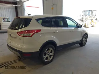 2013 Ford Escape SE z VIN 1FMCU9GX6DUD80139, wystawiony jako IAAI lot #42627055 z przebiegiem 242 252 mil mil oraz . Historia ofert i sprzedaży dostępna na DreamBid. Obrazek 4.
