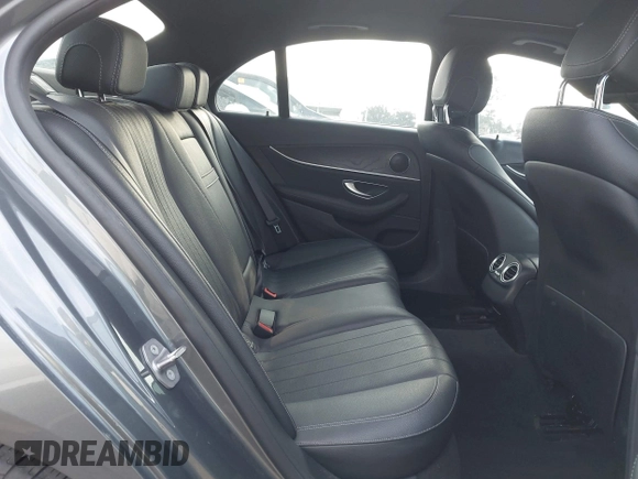 2018 Mercedes-Benz E-Class E 300 with VIN WDDZF4JB5JA384193, listed as a IAAI auction lot 41891157 with 73,405 mi miles. Bid and sale history available at carsss.com. Image 8.