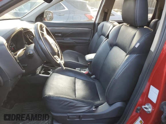 2019 Mitsubishi Outlander SE with VIN JA4AD3A30KZ034516, listed as a Copart auction lot 86527884 with 106,381 mi miles and Salvage title. Bid and sale history available at DreamBid. Image 7.
