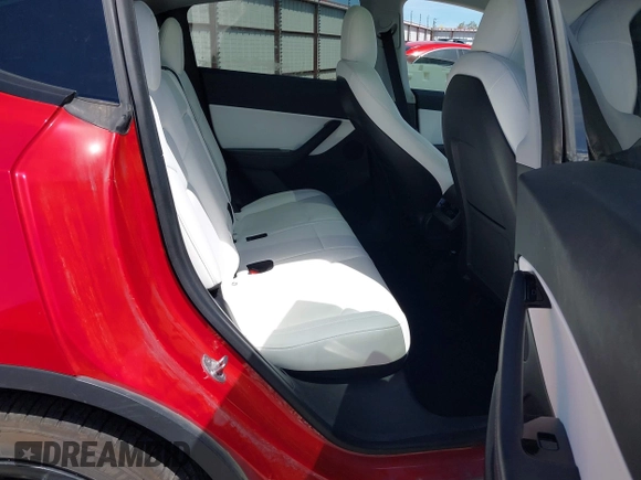 2020 Tesla Model Y Long Range z VIN 5YJYGDEE0LF034164, wystawiony jako IAAI lot #42080304 z przebiegiem 55 520 mil mil oraz . Historia ofert i sprzedaży dostępna na DreamBid. Obrazek 8.