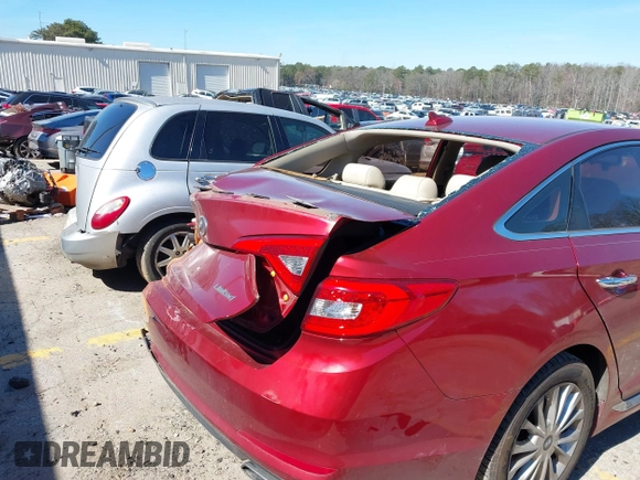 2015 Hyundai Sonata 2.4L Sport with VIN 5NPE34AF7FH240729, listed as a IAAI auction lot 41636930 with 88,446 mi miles. Bid and sale history available at carsss.com. Image 18.