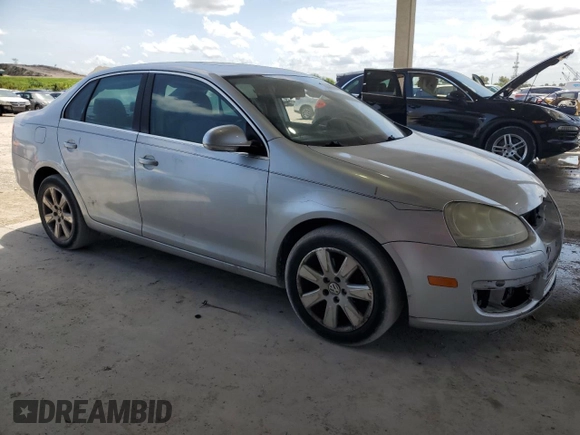 2007 Volkswagen Jetta 2.5 с VIN 3VWSF71K57M111597, выставлен на аукционе Copart как лот 56305925 с пробегом 192 127 миль миль и На запчасти • Non repairable. История ставок и продаж доступна на DreamBid. Изображение 4.