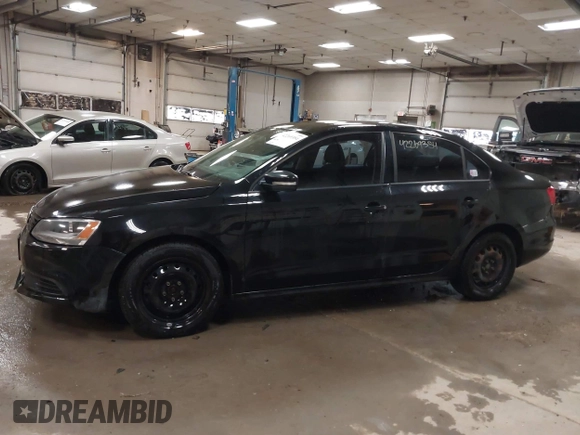 2012 Volkswagen Jetta SE with VIN 3VWDX7AJ5CM340420, listed as a IAAI auction lot 42269354 with 171,924 mi miles and . Bid and sale history available at DreamBid. Image 14.