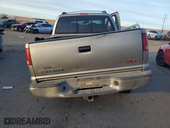 2003 GMC Sonoma SLS with VIN 1GTDT13X73K124122, listed as a Copart auction lot 77460223 with 205,208 mi miles and Non Repairable. Bid and sale history available at DreamBid. Image 6.