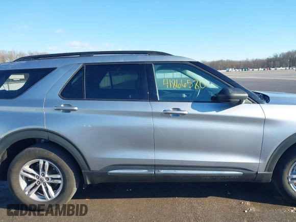 2022 Ford Explorer XLT with VIN 1FMSK8DH2NGA63497, listed as a IAAI auction lot 41866580 with 54,616 mi miles. Bid and sale history available at carsss.com. Image 14.