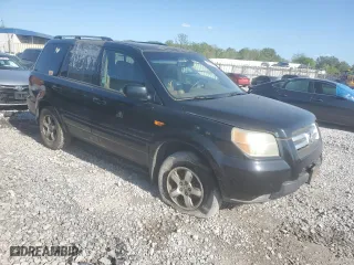 2006 Honda Pilot EX-L with VIN 5FNYF28556B033213, listed as a Copart auction lot 52238695 with 233,275 mi miles and Clean Title. Bid and sale history available at carsss.com. Image 4.