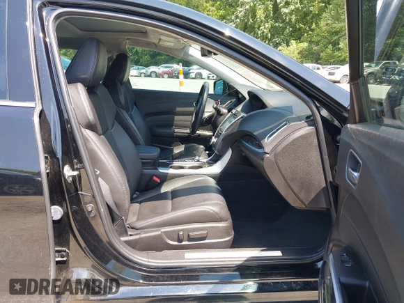 2018 Acura TLX with VIN 19UUB1F33JA006391, listed as a IAAI auction lot 42394731 with 97,046 mi miles and . Bid and sale history available at DreamBid. Image 5.