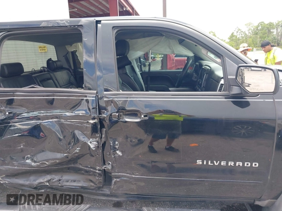 2015 Chevrolet Silverado 1500 LT with VIN 3GCPCREC9FG468813, listed as a IAAI auction lot 39908400 with 170,989 mi miles and . Bid and sale history available at DreamBid. Image 20.