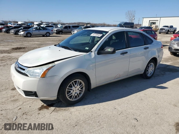 2011 Ford Focus SE with VIN 1FAHP3FN2BW184060, listed as a Copart auction lot 44130645 with 100,192 mi miles and Clean Title. Bid and sale history available at carsss.com. Image 1.